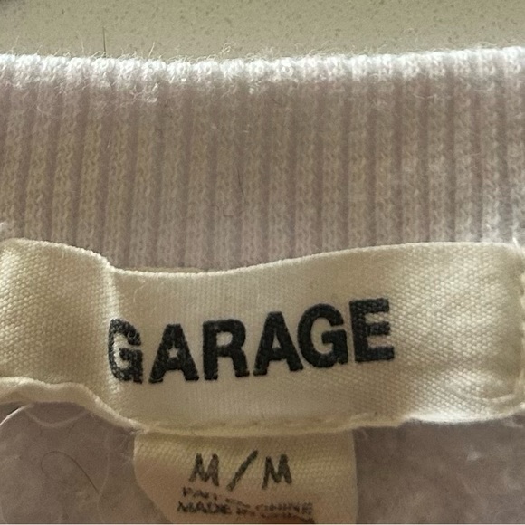 Garage crewneck size medium - Picture 2 of 2